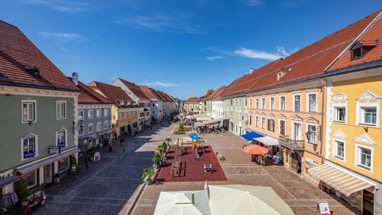 Perfekte Lage! Ganze Wohnung Burgblick Residenz Sankt Veit an der Glan Exterior foto